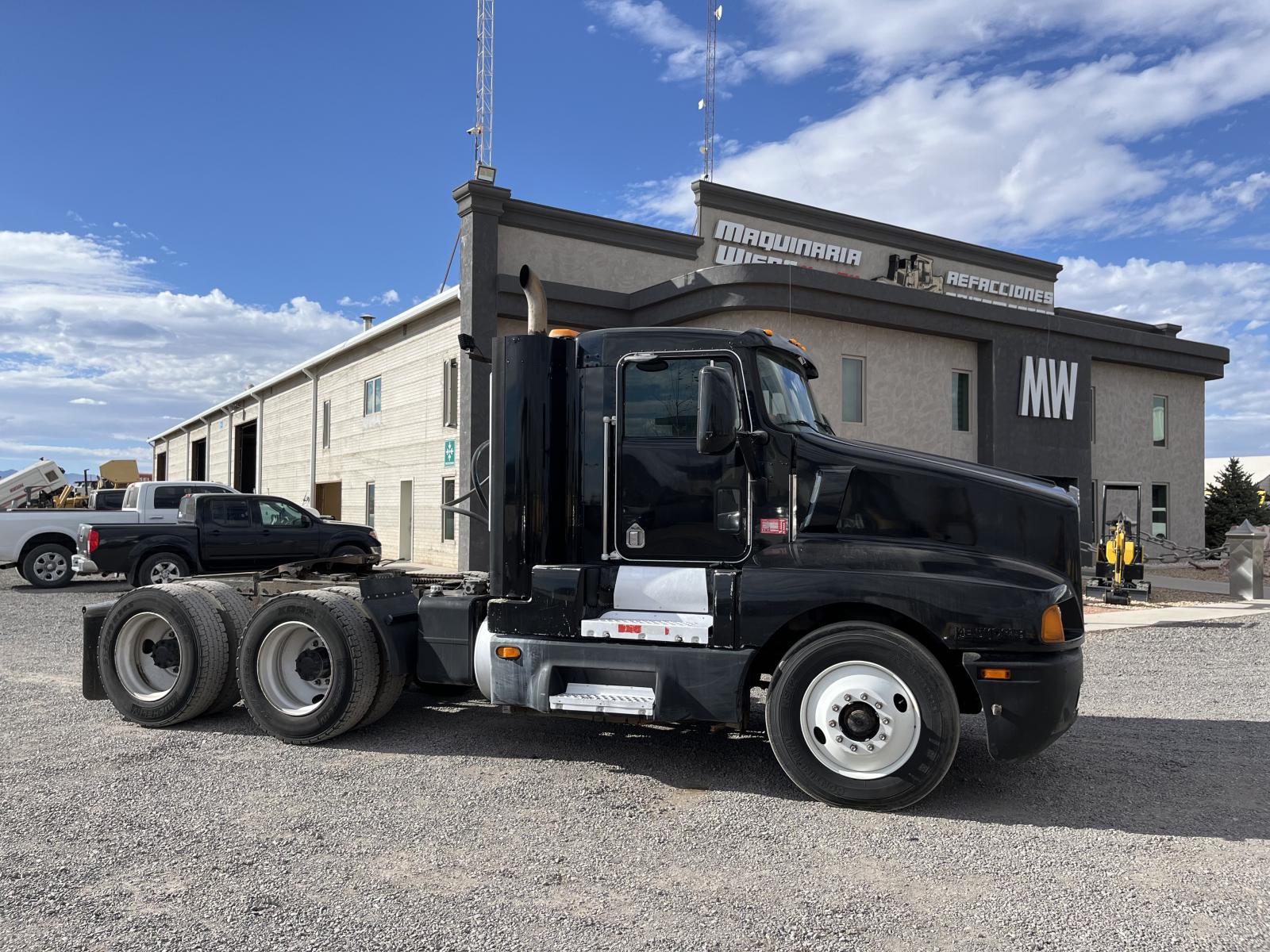 KENWORTH T600